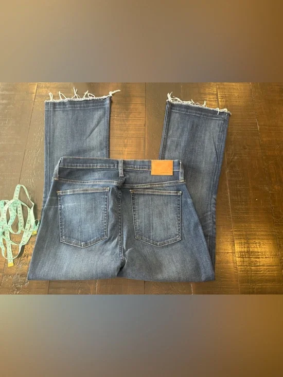 J. Crew Women's Dark Blue Cropped Raw-Hem Jeans Size 32 - Picture 2 of 9